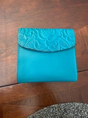**sold on depop** Patricia Nash Teal Embossed Floral Compact Wallet